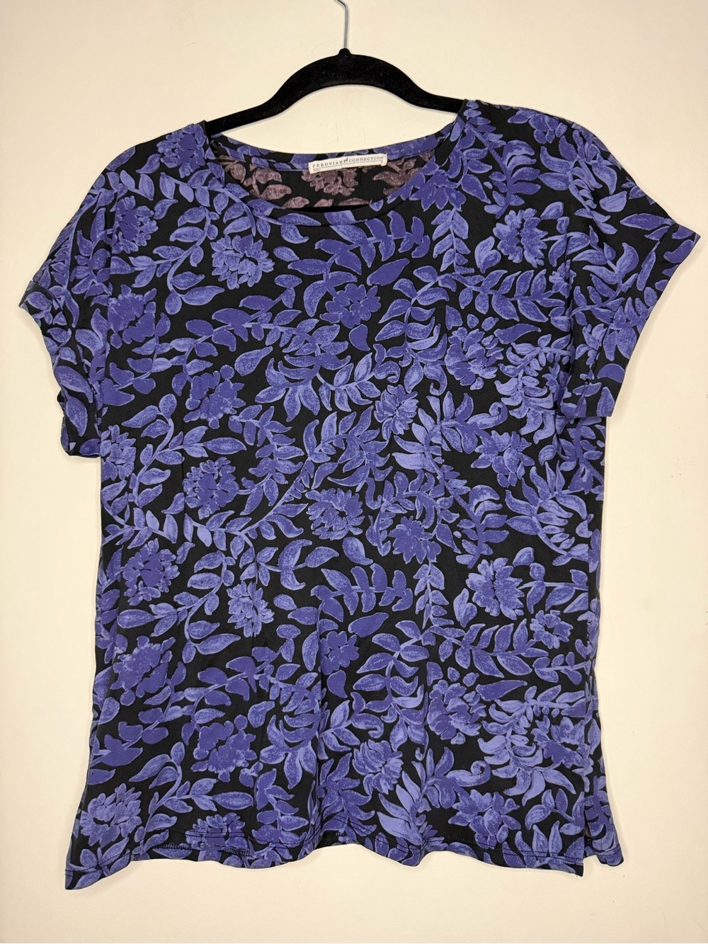 PERUVIAN CONNECTION 100% Pima Cotton Purple Floral Printed Riviera Tee